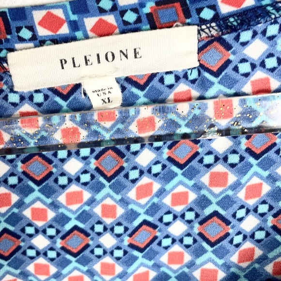 PLEIONE | ♦️Geometric Print Loose Short-Sleeved Flowy Blouse - Picture 5 of 5